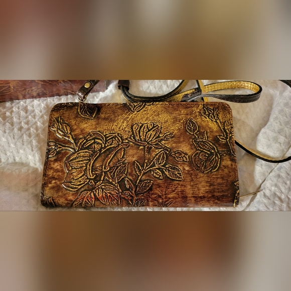 NWT & Box Patricia Nash Embossed Tooled Collection Bag Wristlet Envelope Clutch